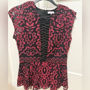 Stunning  Parker Whittney Black & Deep Red Lined Lace Peplum Top. Size Small